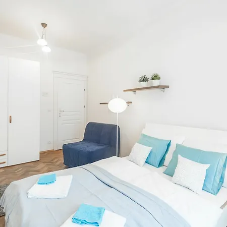 Hybernska By Pragueforyou Appartement