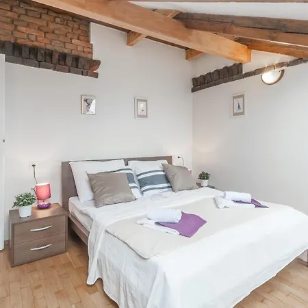 Apartment Hybernska By Pragueforyou *