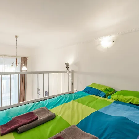 Apartment Hybernska By Pragueforyou Prag